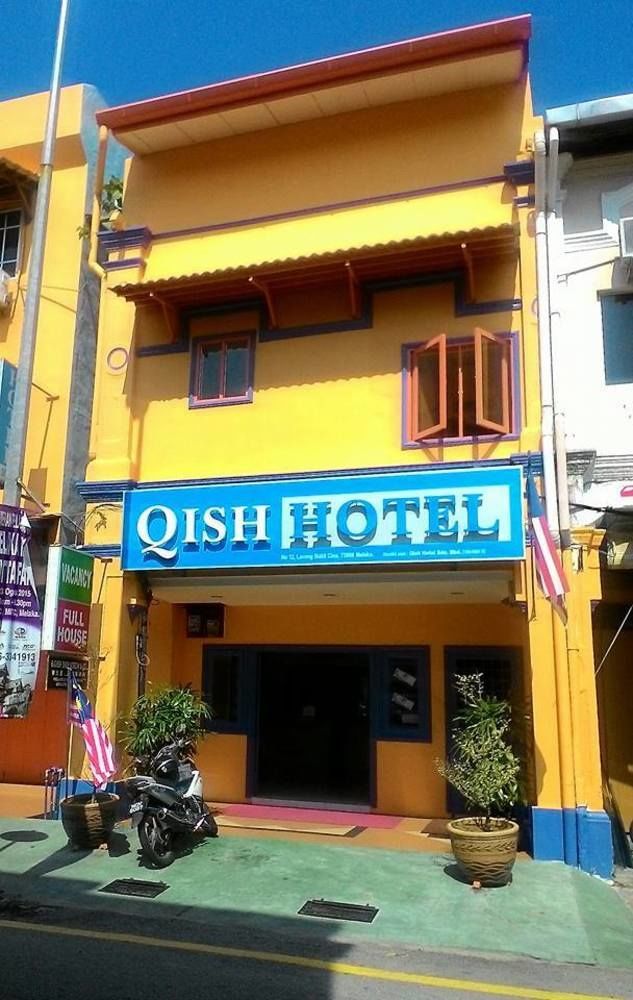 Qish Hotel Malacca Exteriör bild