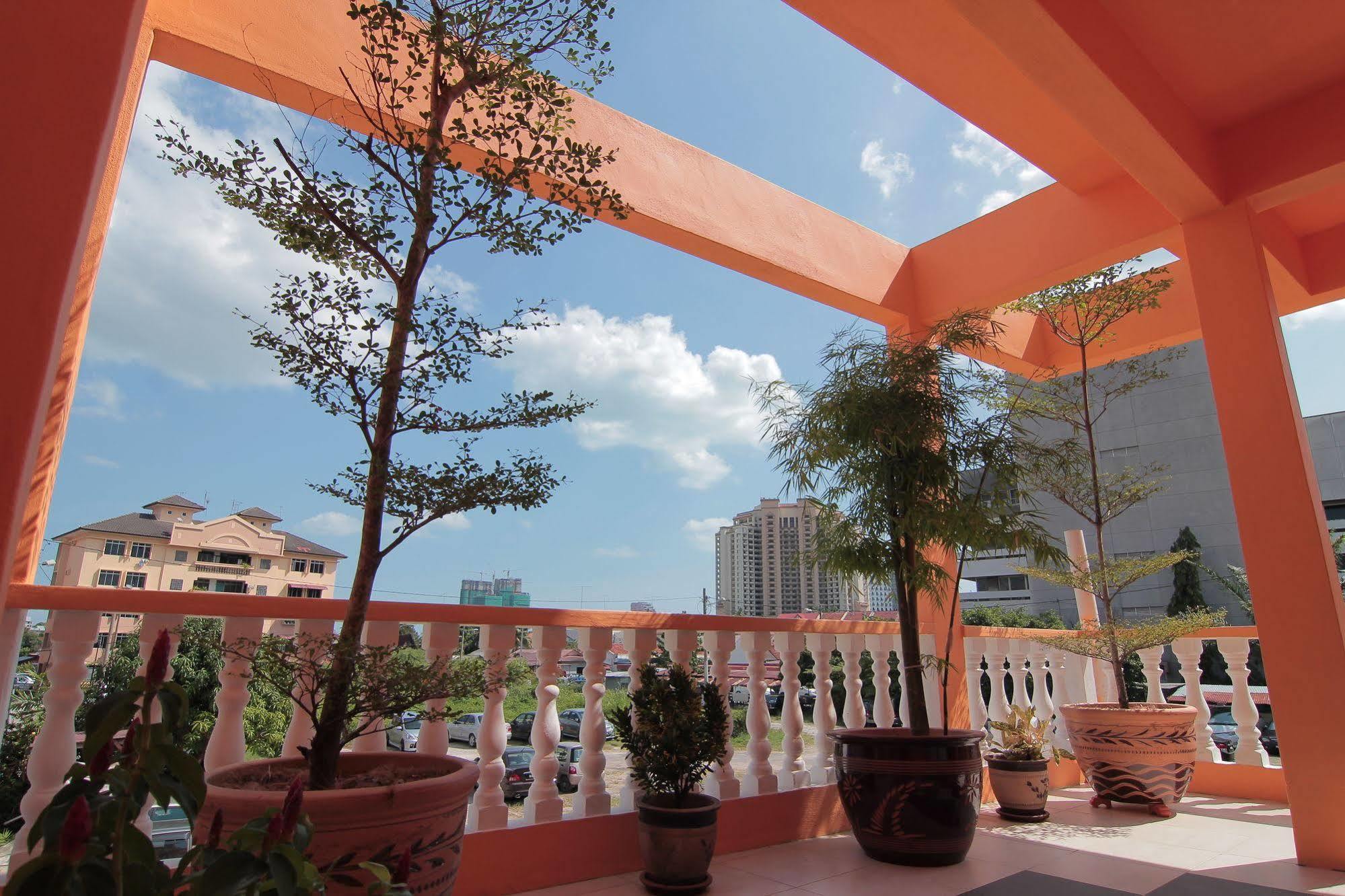 Qish Hotel Malacca Exteriör bild